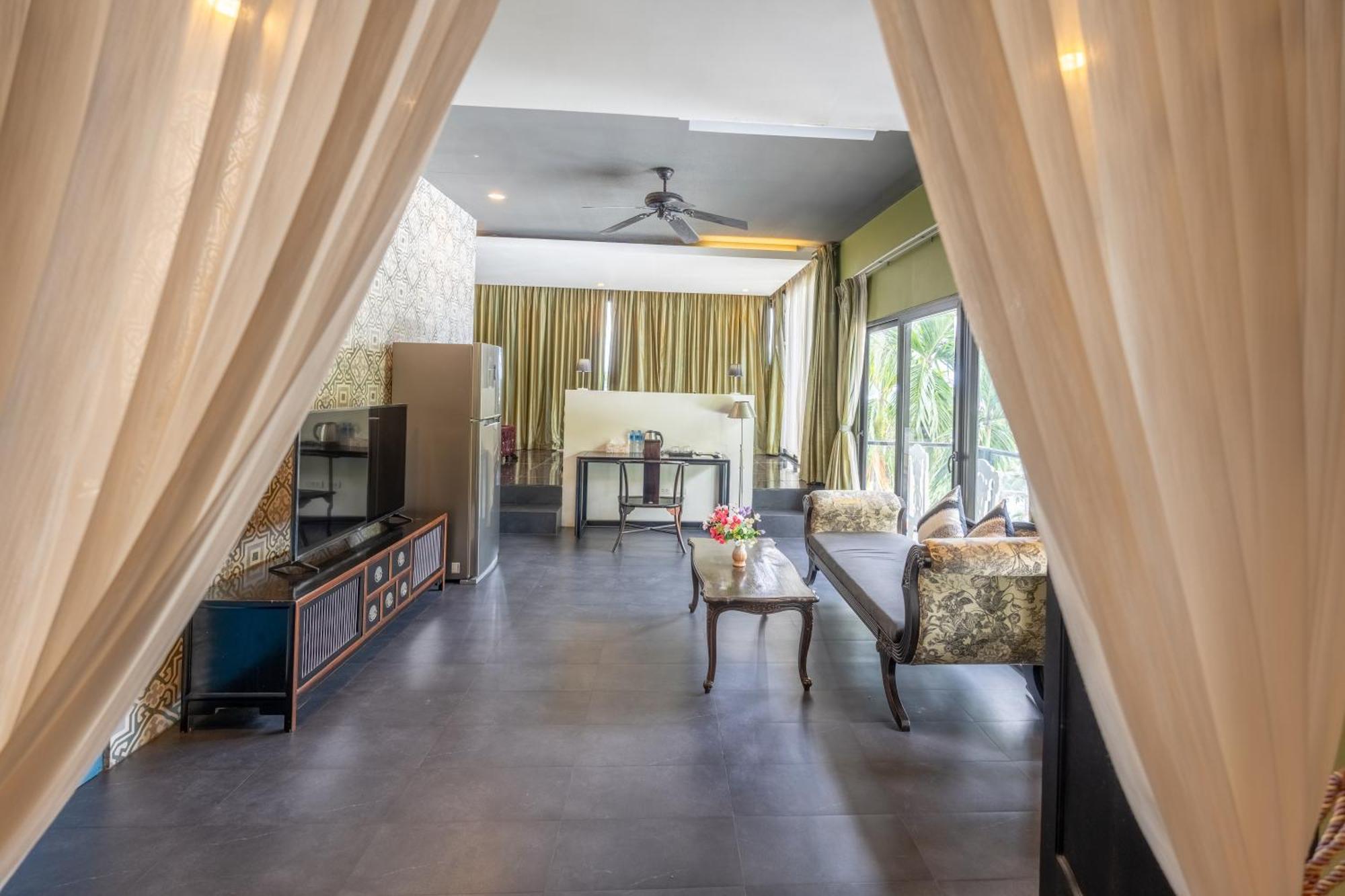 See Sea Villa Hotel Patong Exterior foto