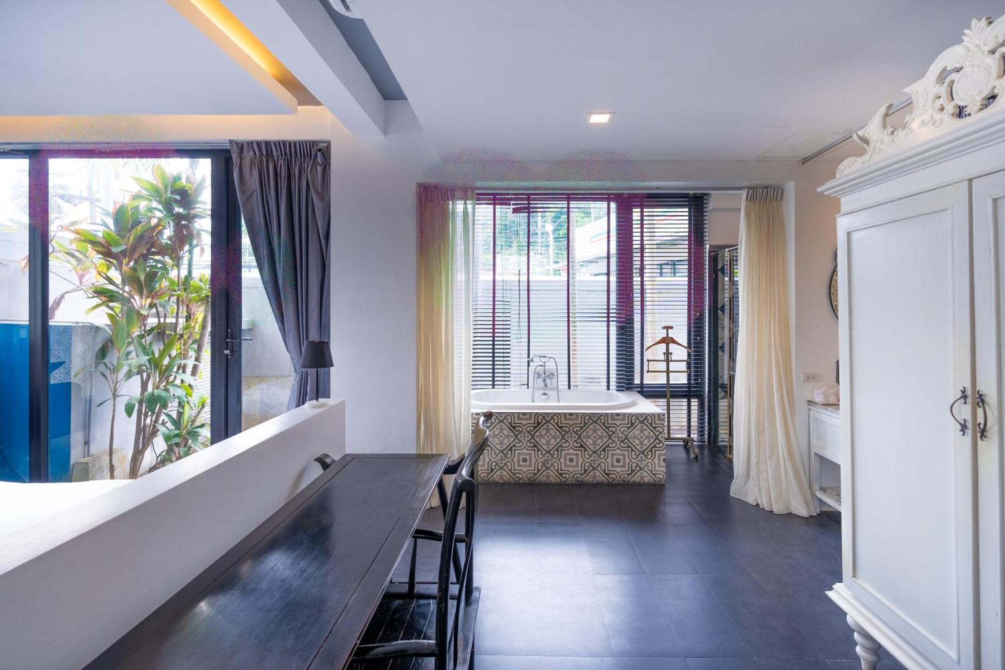 See Sea Villa Hotel Patong Exterior foto